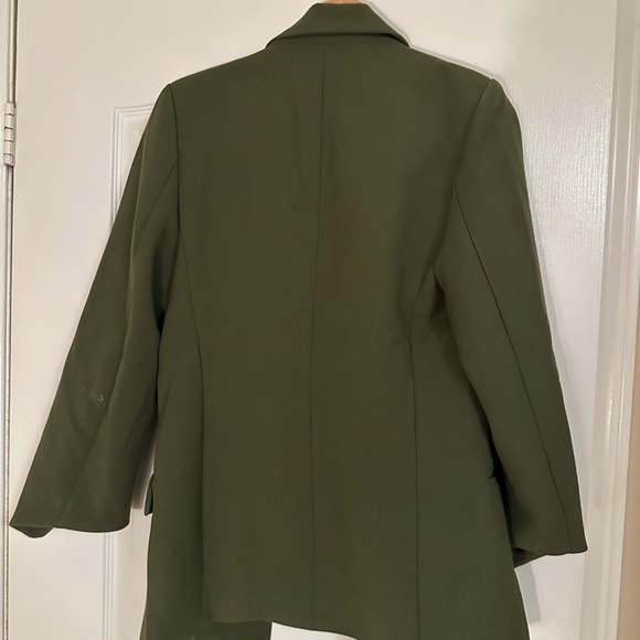 Oddmuse The Ultimate Muse Blazer With Additional Belts - Picture 2 of 3